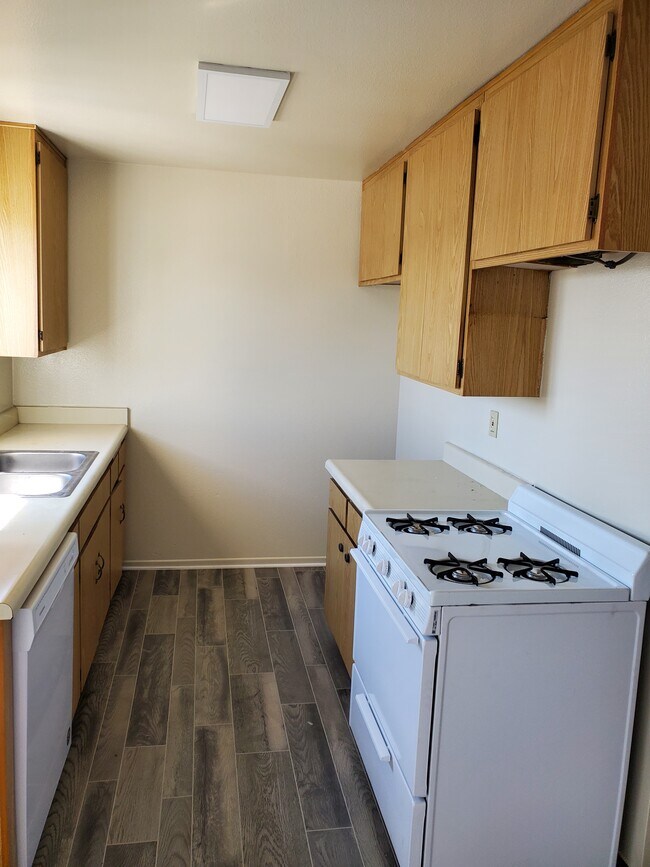 Photo - Mariposa Apartments