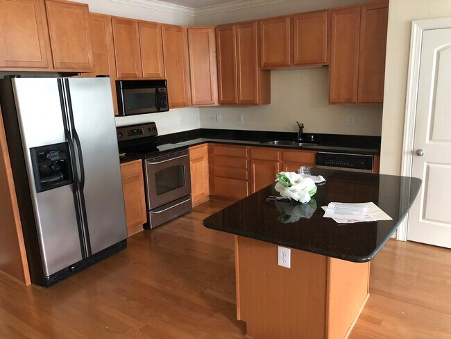 Photo - 4522 Brassfield Dr