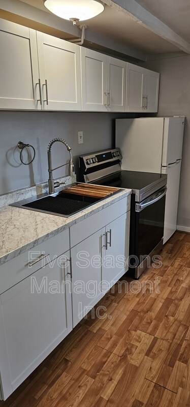 Photo - 2-4 Decatur Street - 112 Intervale