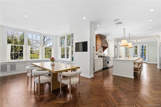 Photo - 99 Mamaroneck Rd