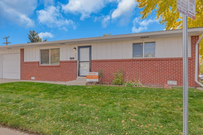 Building Photo - 4282 W Virginia Ave