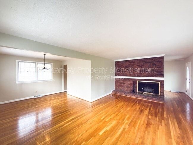 Photo - 5317 Coronado Dr