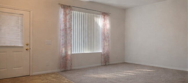 Photo - Charming 2 bed 2 bath home in Millcreek Townhomes in Washington, UT Unit 11