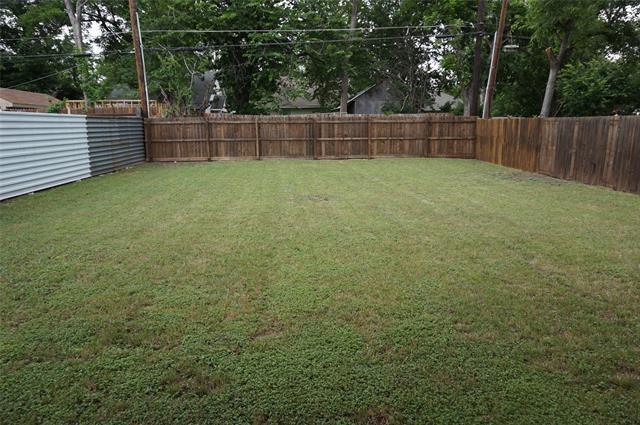 Photo - 2611 Fernwood Ave