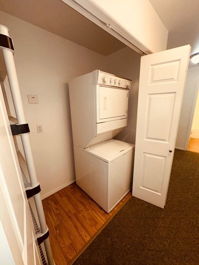 Photo - 2751 S Donovan Dr Unit 1