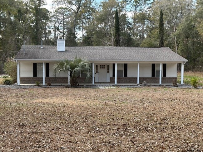 Building Photo - Spacious 3BR/2BA on 1 Acre – Fully Fenced