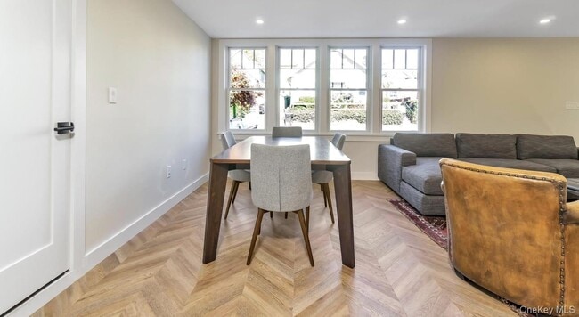 Photo - 67 Maple Ave