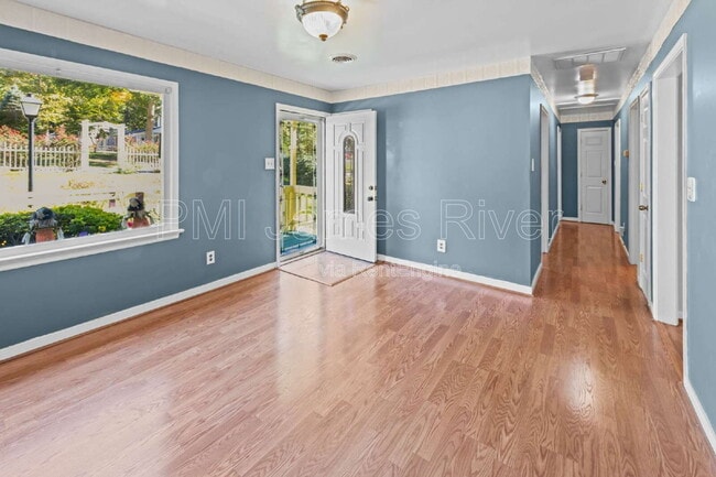 Photo - 6866 Sika Ln