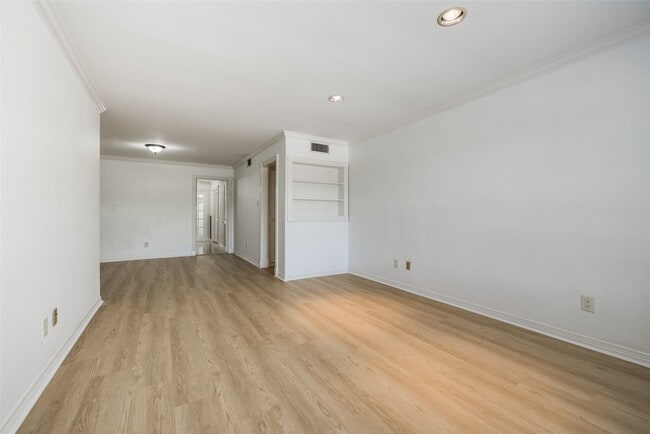 Photo - 7225 Beechnut St Unit D
