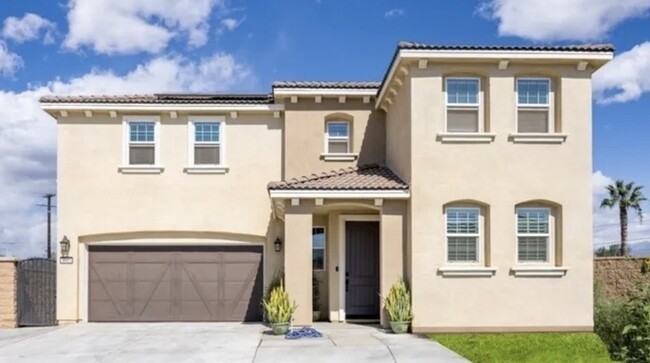 Beautiful Large 4 Bedroom 3 Bath Home with... - Beautiful Large 4 Bedroom 3 Bath Home with...