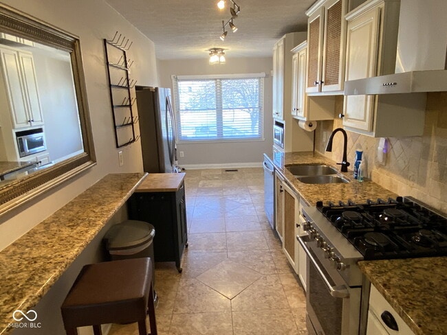 Photo - 1026 N New Jersey St