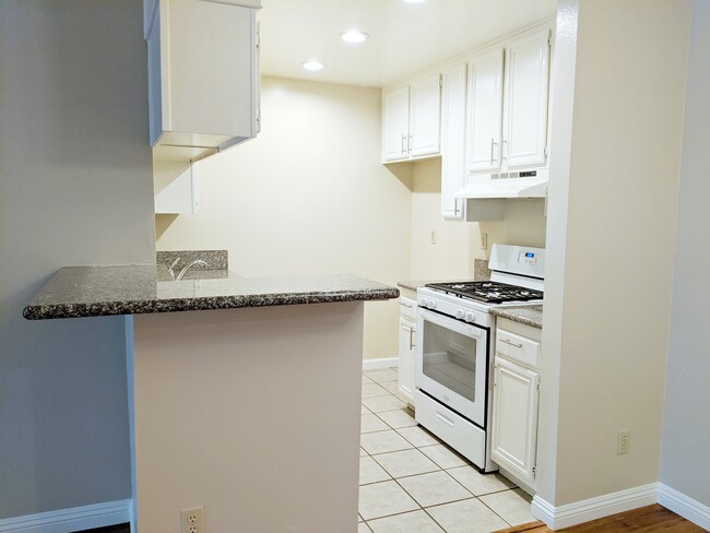 Available 2Bd/2Ba