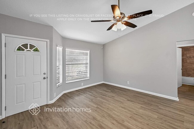 Photo - 1296 Woodcrest Rd S