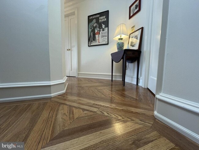 Photo - 2018 Walnut St Unit 21L