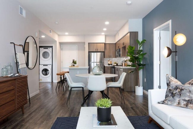 Photo - 1008 E El Camino Real Unidad ID1266200P