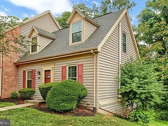 Photo - 1724 Josiah Chowning Way