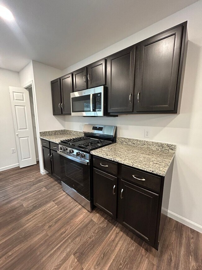 Photo - New End of row townhome 3 bed, 2.5 bath in Carlisle