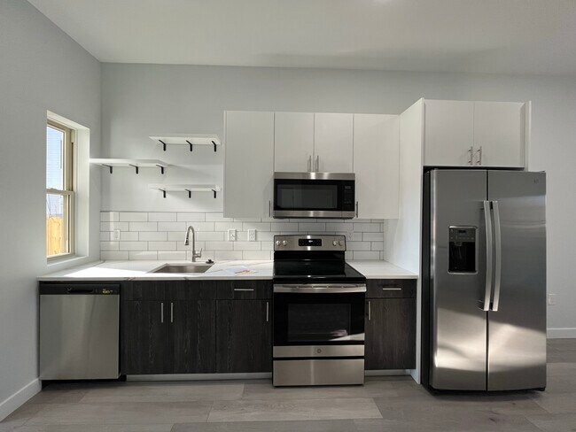 Photo - 522 W Berks St Unit 1