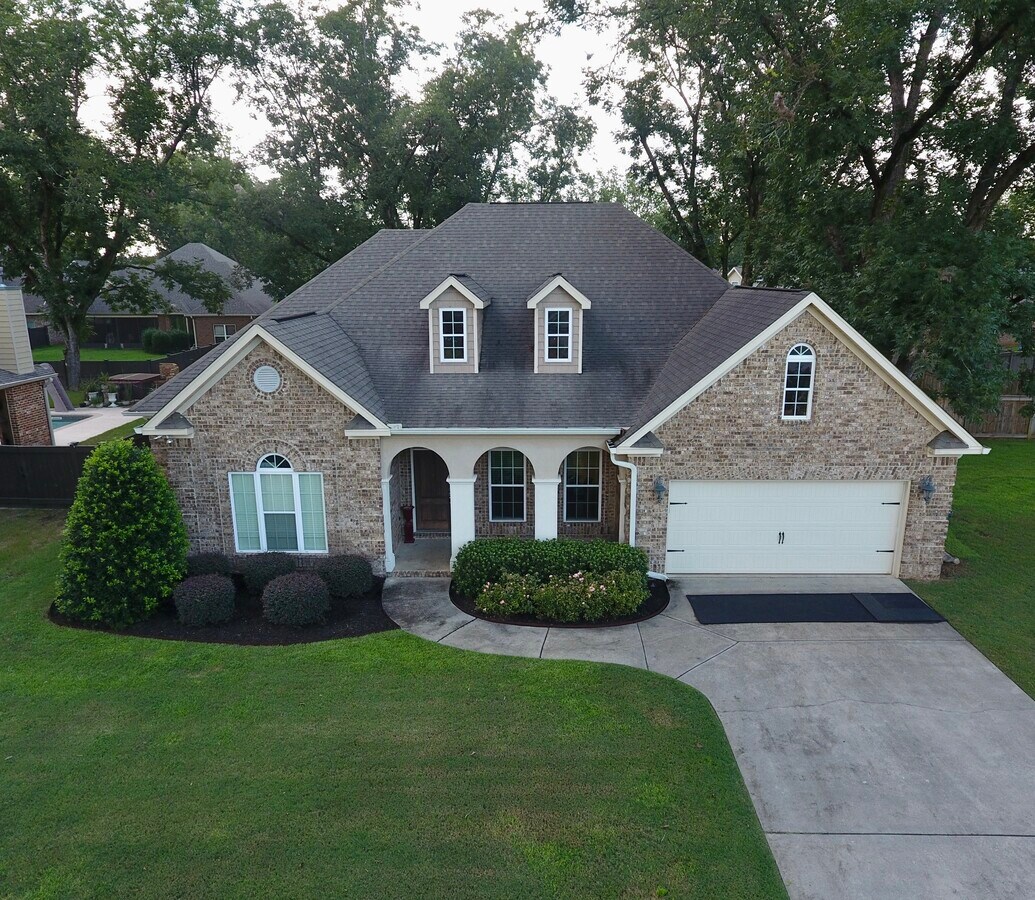 Photo - 208 Red Hawk Pointe House