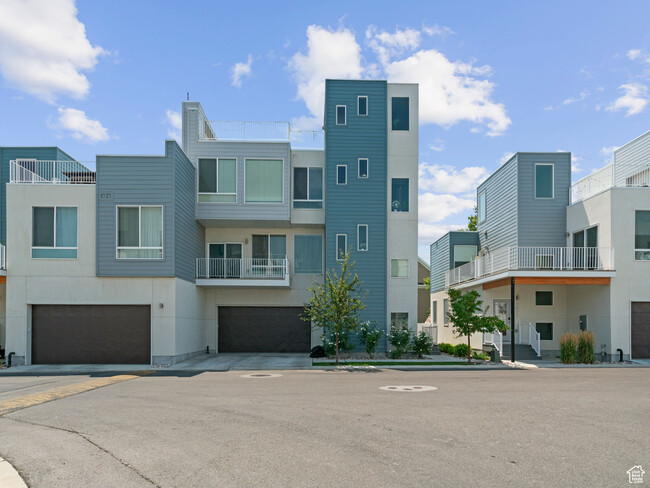 Photo - 1569 W Neon Way Townhome