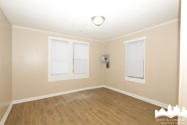 Photo - 4046 New Willow Rd