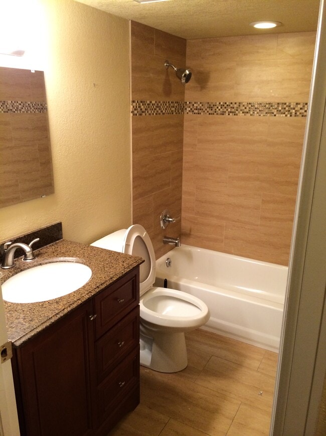 Photo - 3011 S Ursula Cir Unit 301