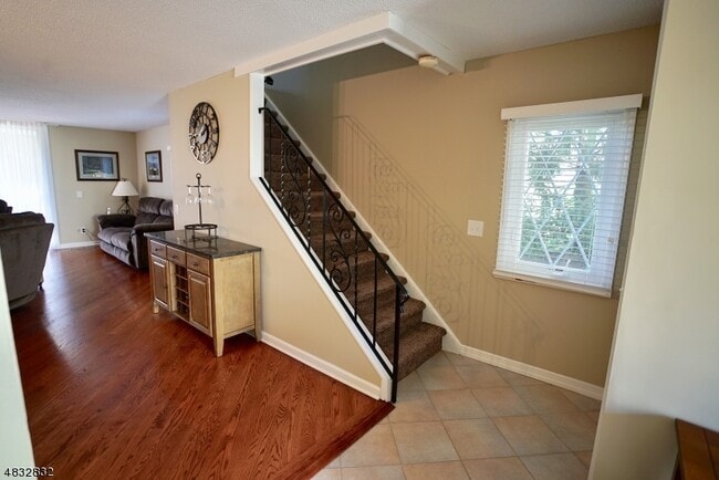 9 Dorado Dr