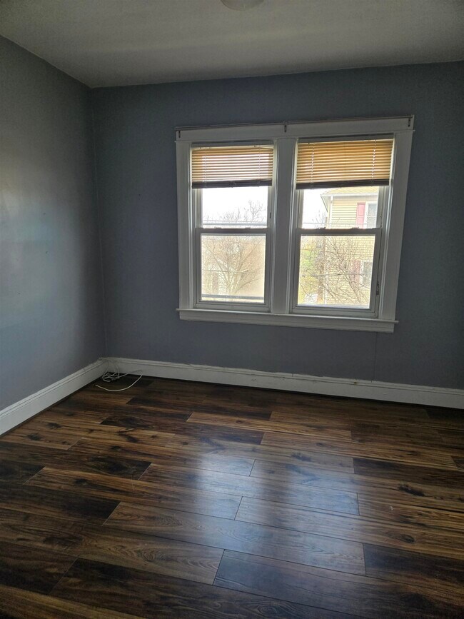 Photo - 1205 73rd St Unidad 2