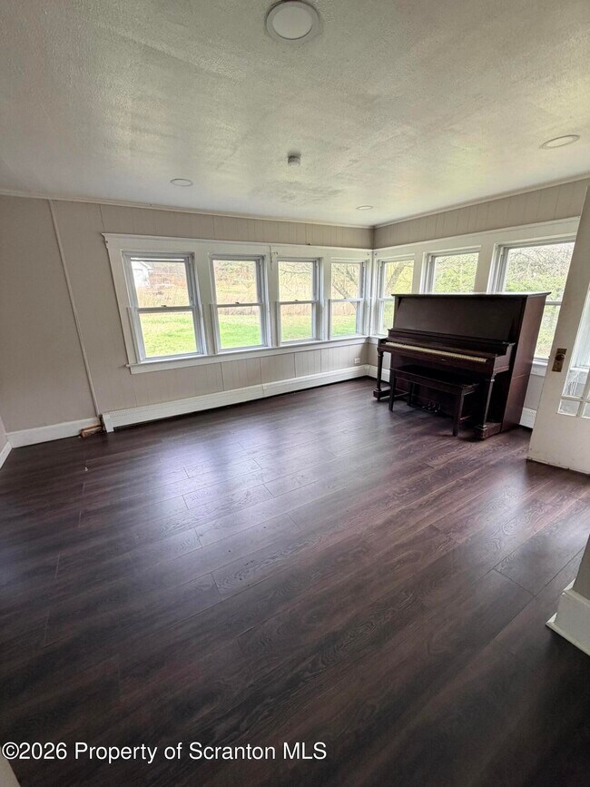 Photo - 409 Alden Mountain Rd