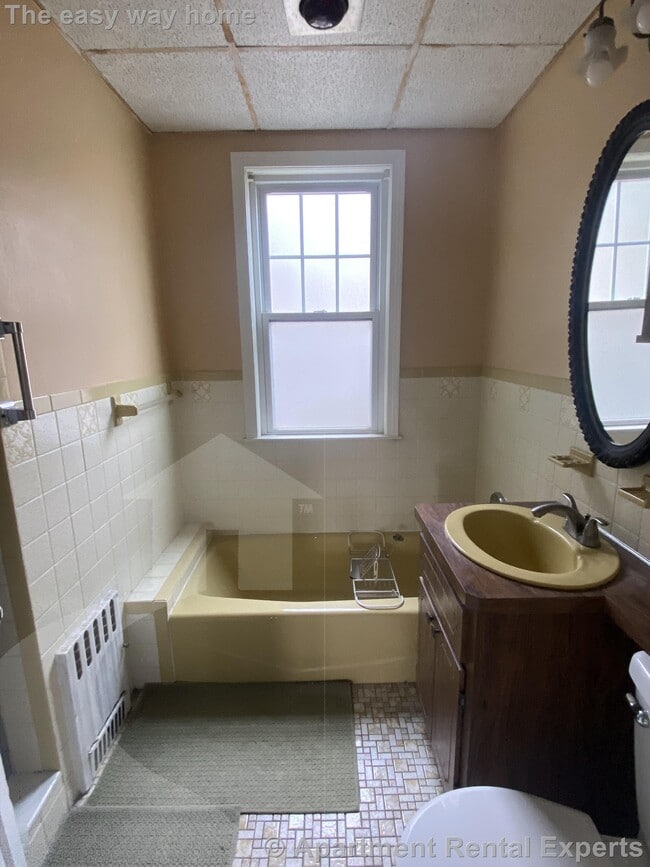 30 Lawrence St Unit 2