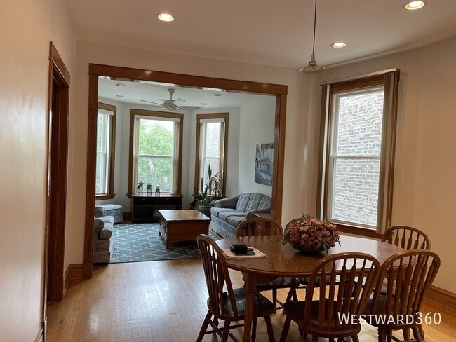 Photo - 2714 N Albany Ave Unit 2