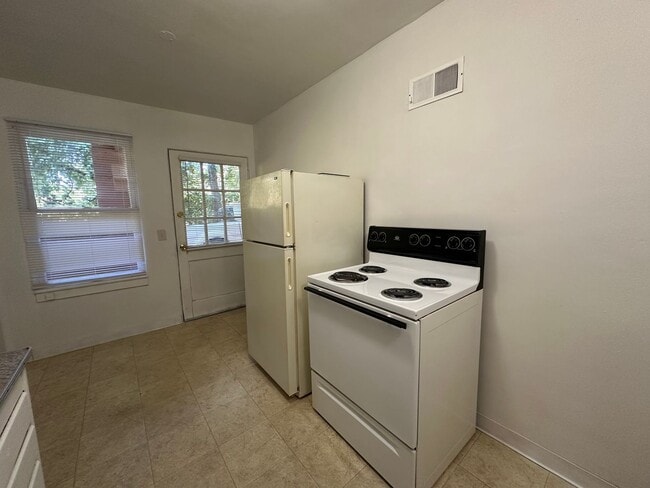 Photo - SIND226 Unit SIND226-2