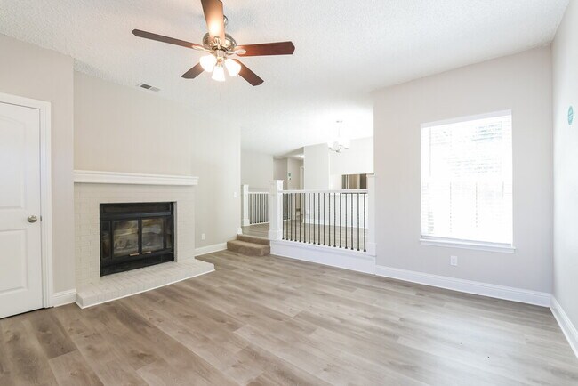 Photo - 17704 E Bellewood Dr