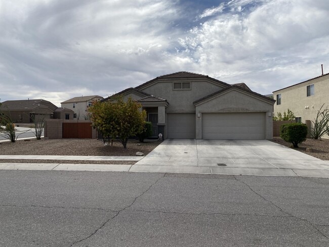 Photo - 731 S Ramsay Pollard Pl