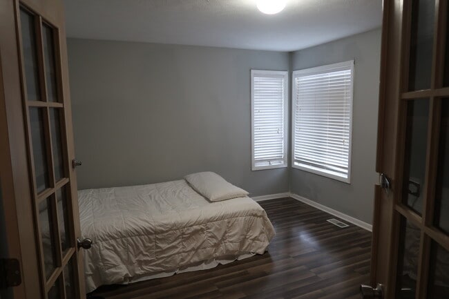 Photo - 4495 Brookmeadow Dr SE