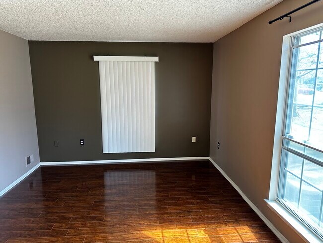 Photo - 72 Lindsey Ct Unit 72