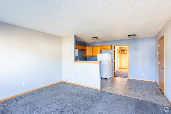 1BR, 1BA - 534SF - Living Room