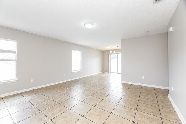 Photo - 7909 Cherry Blossom Dr S