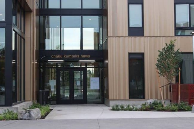 Photo - Chaku Kumtuks Haws