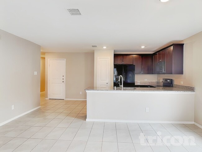 Photo - 1392 Wavelet Dr