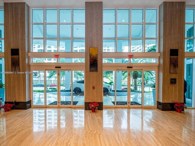 Photo - 950 Brickell Bay Dr Unit 5209