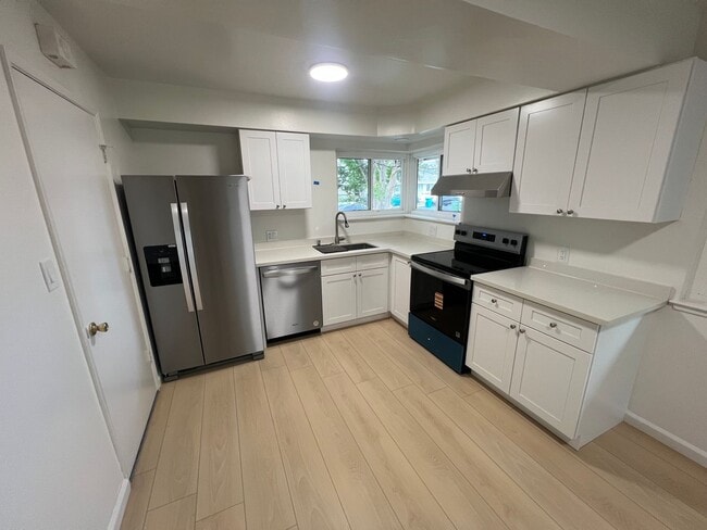 Photo - 2110-2112 Town & Country Lane Unit 2110