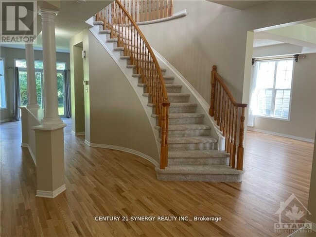 Photo - 149 Insmill Crescent