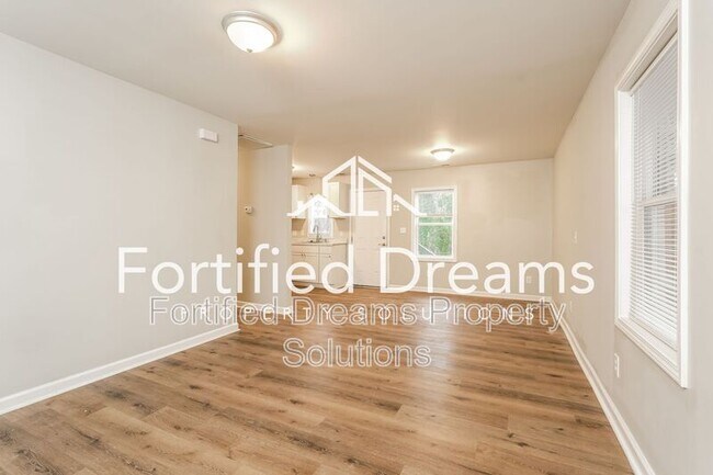 Photo - 3718 Tech Ave