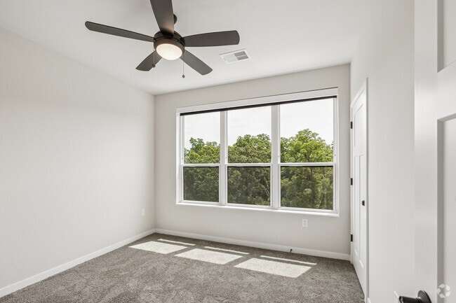 Niagara 2BR, 2BA - 1,176SF - Bedroom