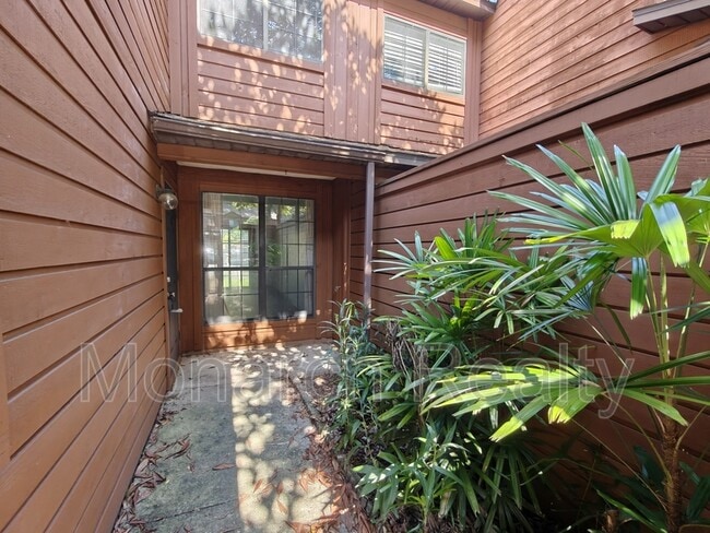 Photo - 830 SW 56th Terrace