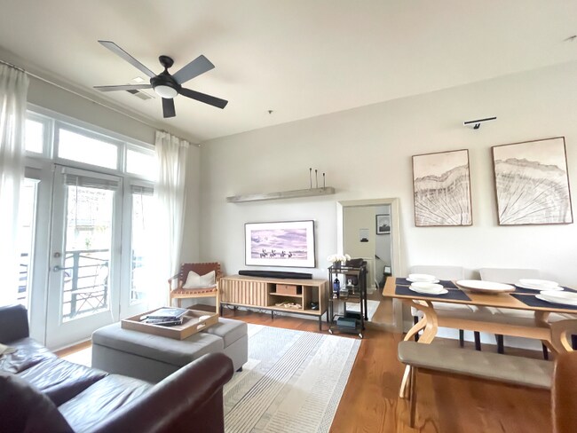 Photo - 914 Garden District Dr