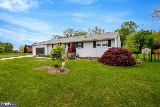 Building Photo - 3405 Sharon Chapel Rd