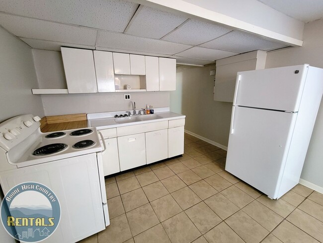 Photo - 1489 Brown's Chapel Rd Unit 4