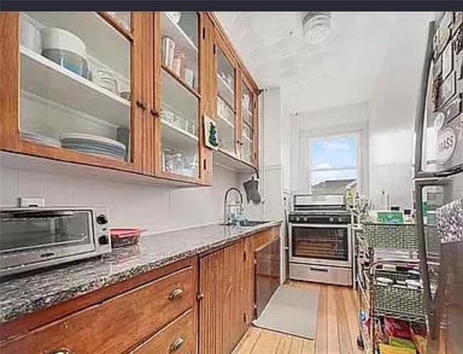 Photo - 52 Clifford St Unit 2